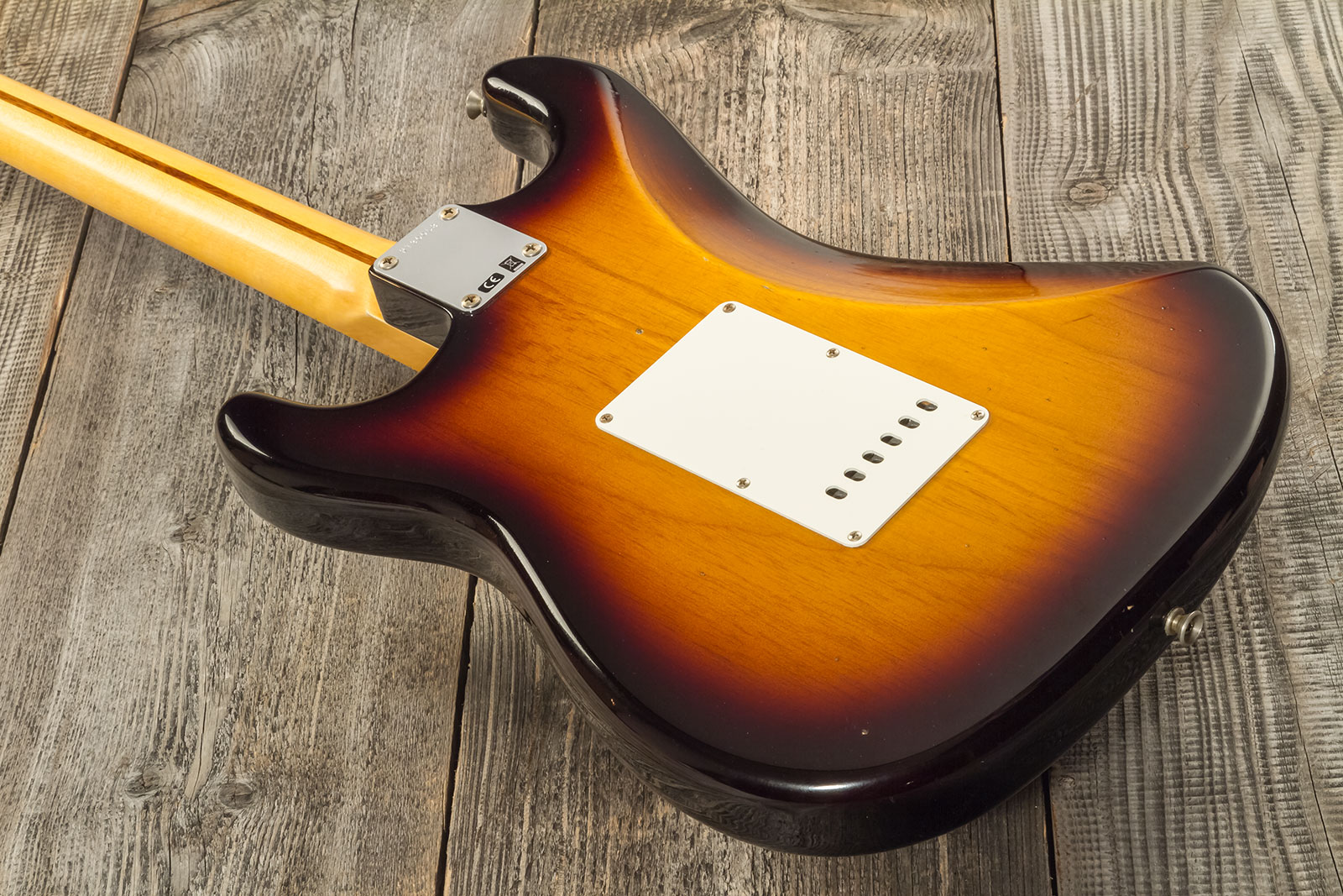 Fender Custom Shop Strat 1955 3s Trem Mn #r130058 - Journeyman Relic 2-color Sunburst - E-Gitarre in Str-Form - Variation 6