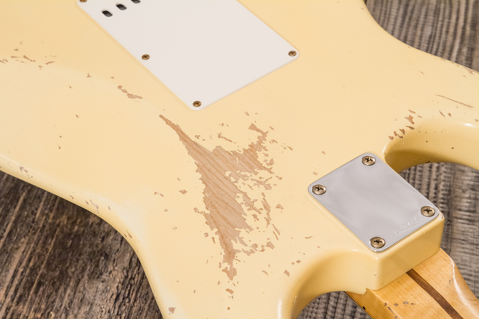 Fender Custom Shop Strat 1956 Hss Trem Mn #r143989 - Relic Vintage White - E-Gitarre in Str-Form - Variation 9