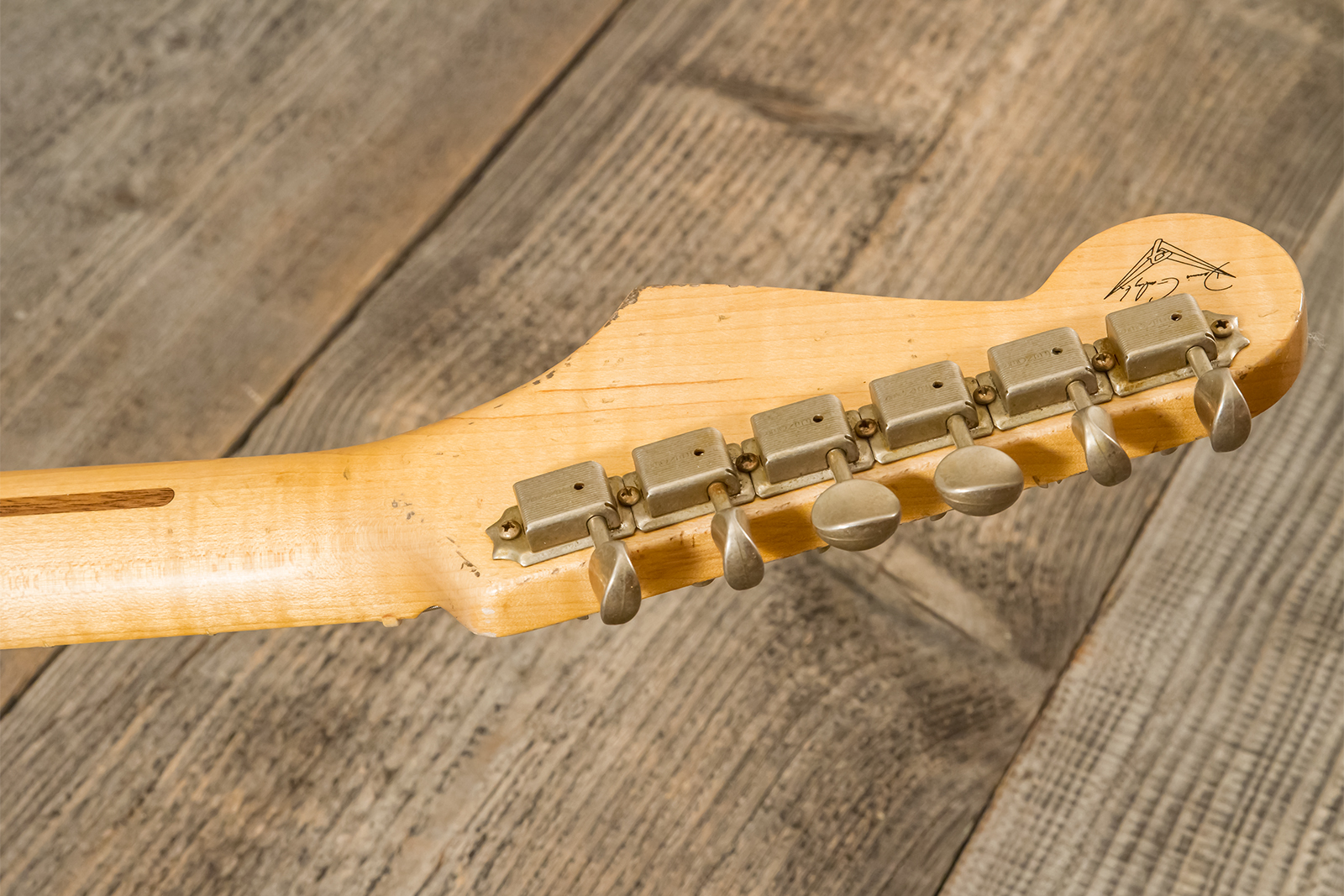 Fender Custom Shop Strat 1956 Hss Trem Mn #r143989 - Relic Vintage White - E-Gitarre in Str-Form - Variation 12