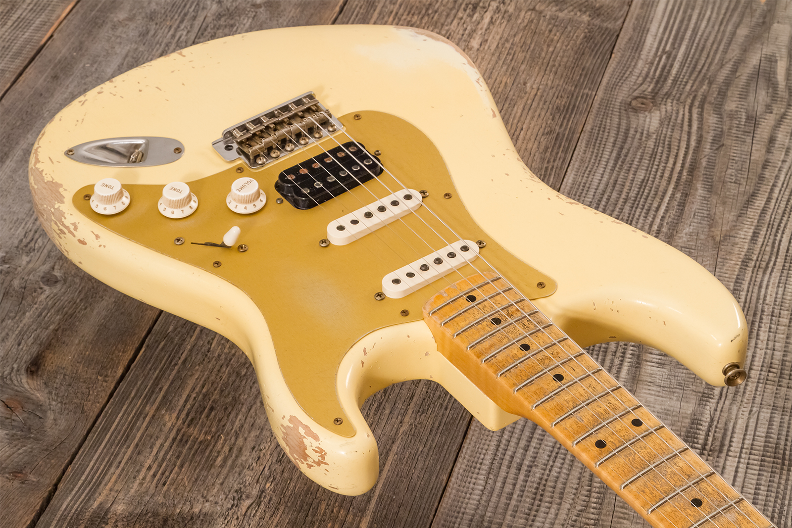 Fender Custom Shop Strat 1956 Hss Trem Mn #r143989 - Relic Vintage White - E-Gitarre in Str-Form - Variation 2