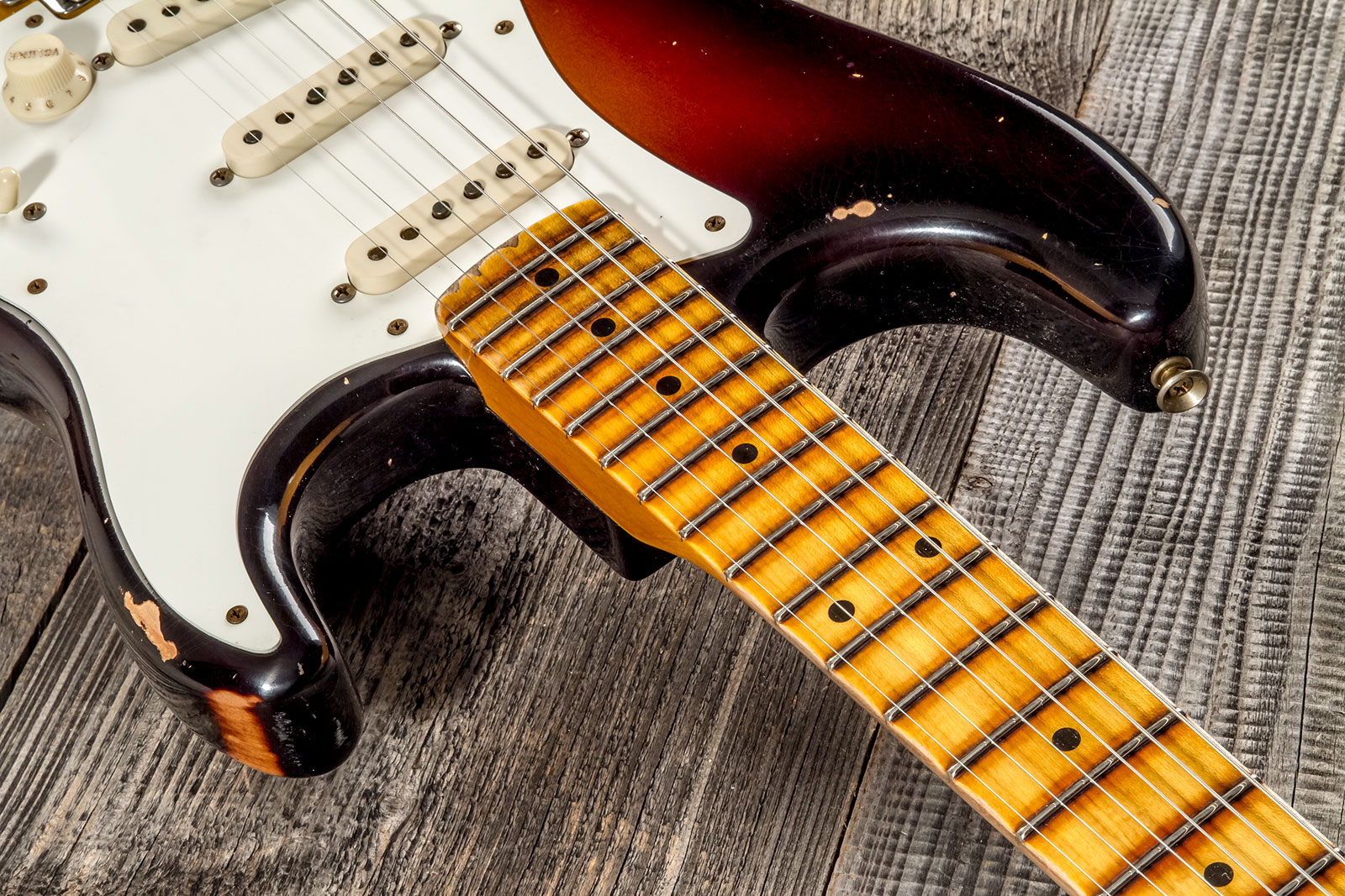 Fender Custom Shop Strat 1957 3s Trem Mn #cz575421 - Relic 2-color Sunburst - E-Gitarre in Str-Form - Variation 4