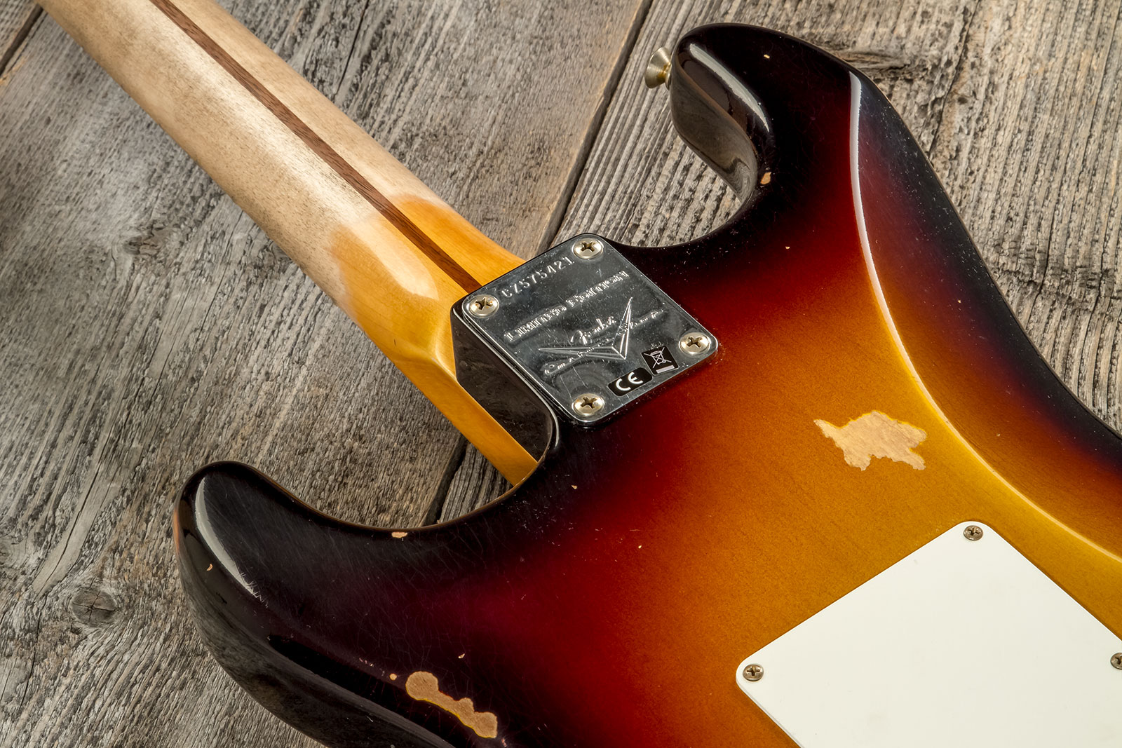 Fender Custom Shop Strat 1957 3s Trem Mn #cz575421 - Relic 2-color Sunburst - E-Gitarre in Str-Form - Variation 6