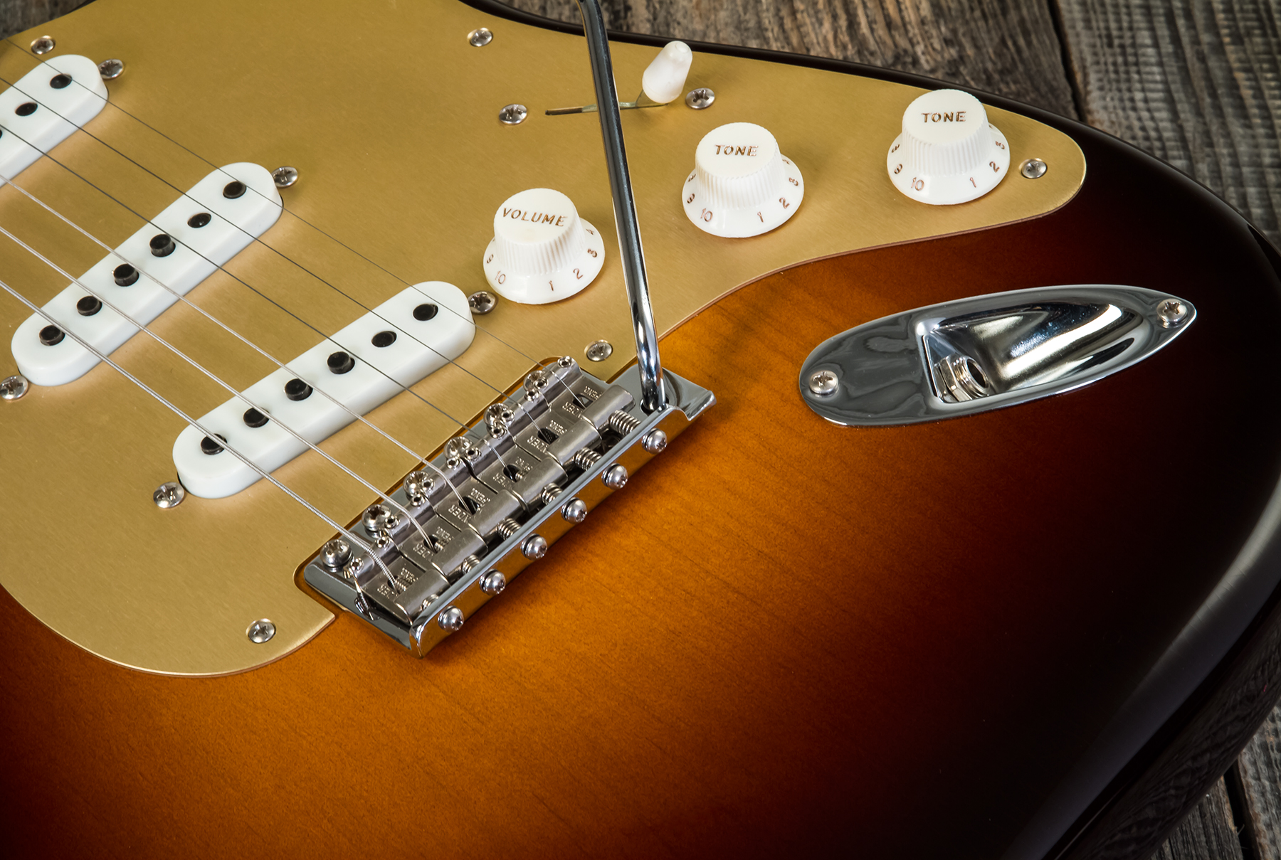 Fender Custom Shop Strat 1957 3s Trem Rw #cz548509 - Closet Classic 2-color Sunburst - E-Gitarre in Teleform - Variation 3