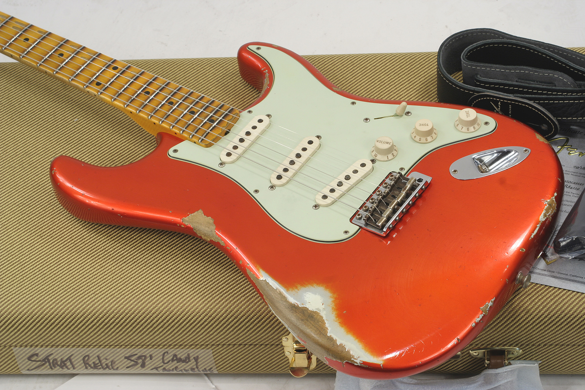 Fender Custom Shop Strat 1958 Mn R84229 - Heavy Relic, Candy Tangerine - E-Gitarre in Str-Form - Variation 3