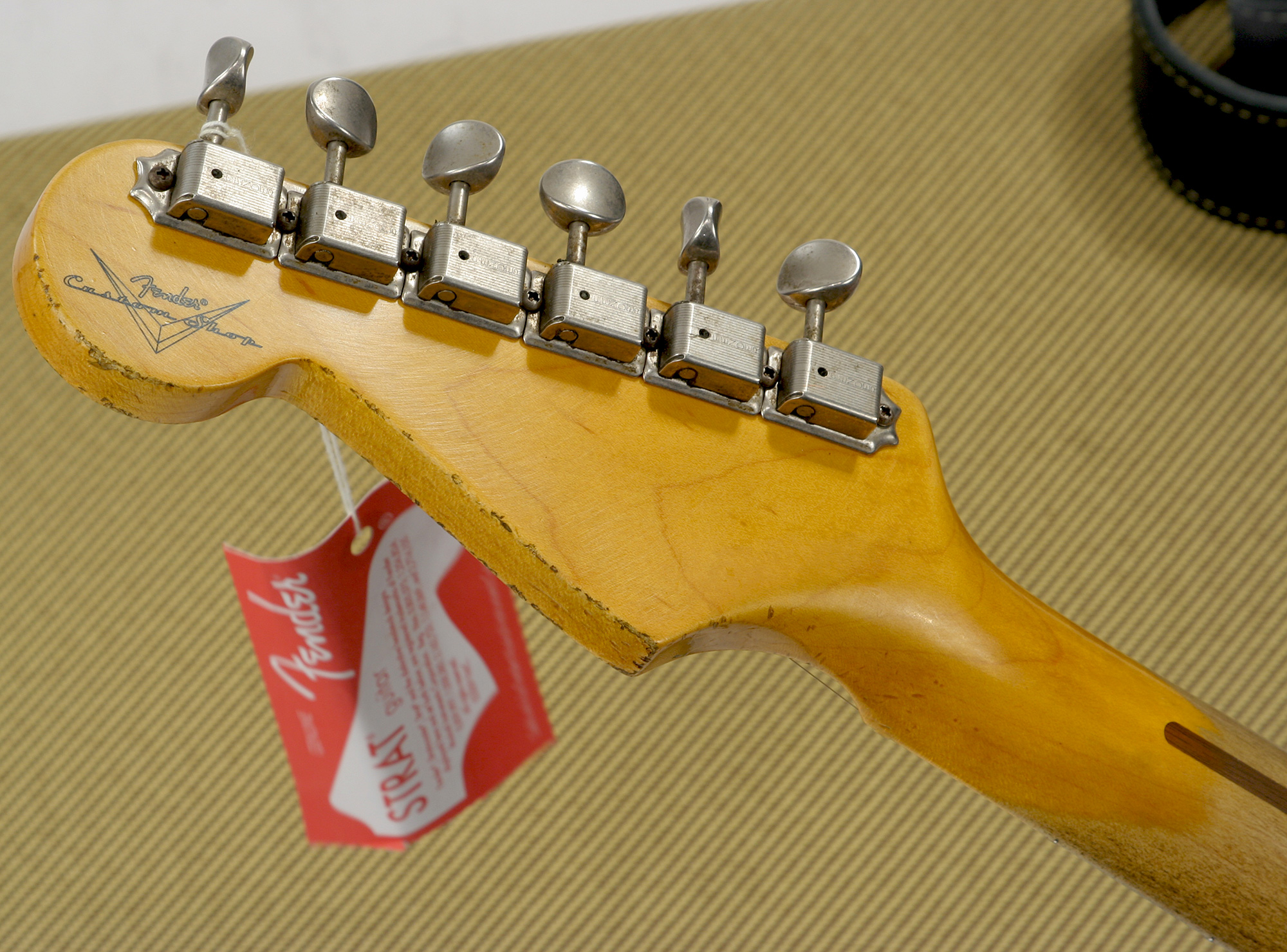 Fender Custom Shop Strat 1958 Mn R84229 - Heavy Relic, Candy Tangerine - E-Gitarre in Str-Form - Variation 6