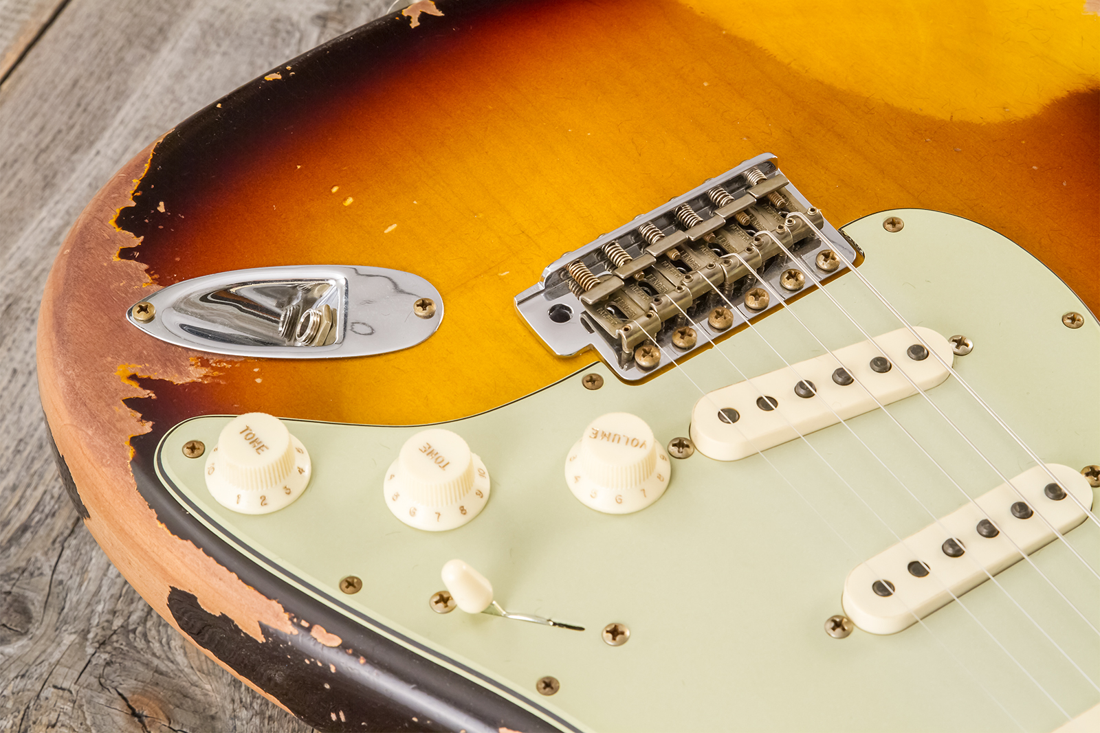 Fender Custom Shop Strat 1959 3s Trem #cz583182 - Super Heavy Relic Chocolate 3-color Sunburst - E-Gitarre in Str-Form - Variation 4