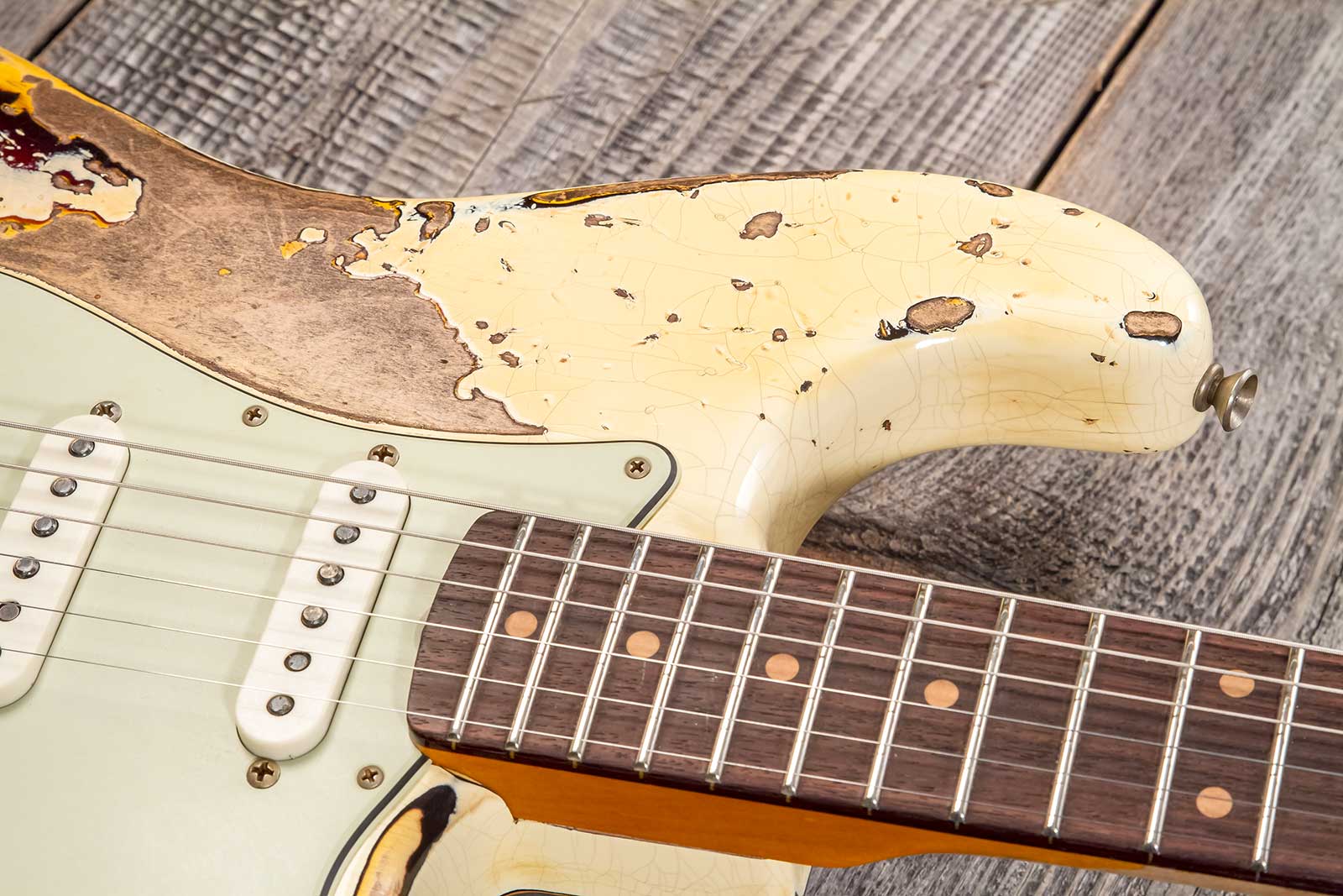 Fender Custom Shop Strat 1959 3s Trem Rw #cz576436 - Super Heavy Relic Vintage White O. 3-color Sunburs - E-Gitarre in Str-Form - Variation 5