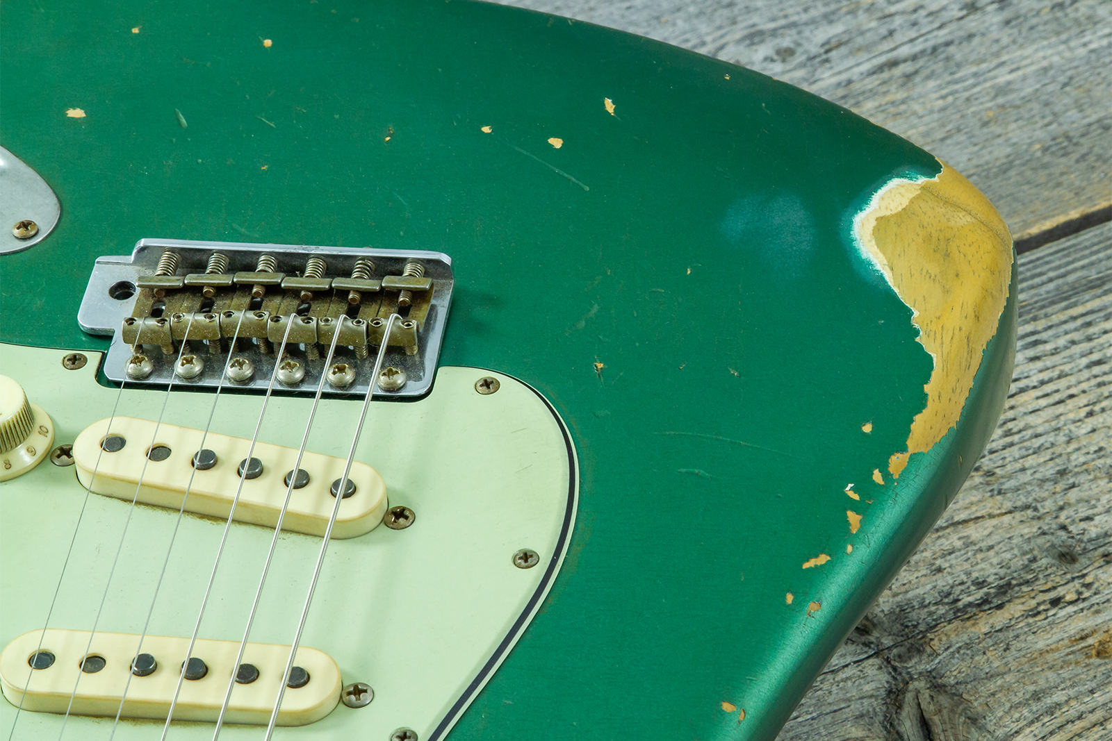 Fender Custom Shop Strat 1960/63 Mb A.macnutt 3s Trem Rw #r141359 - Relic Sherwood Green Metallic - E-Gitarre in Str-Form - Variation 3