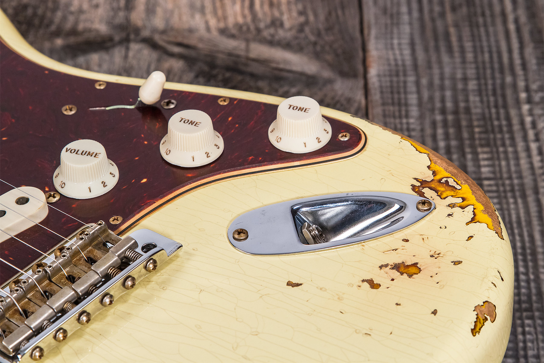 Fender Custom Shop Strat 1961 3s Trem Rw #cz563376 - Heavy Relic Vintage White/3-color Sunburst - E-Gitarre in Str-Form - Variation 6