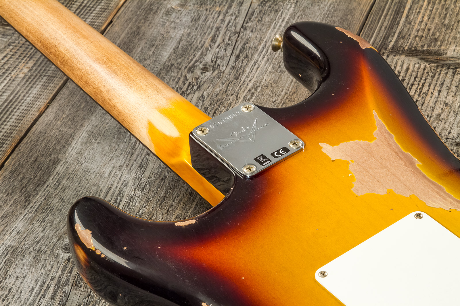 Fender Custom Shop Strat 1961 3s Trem Rw #cz573663 - Heavy Relic Aged 3-color Sunburst - E-Gitarre in Str-Form - Variation 6