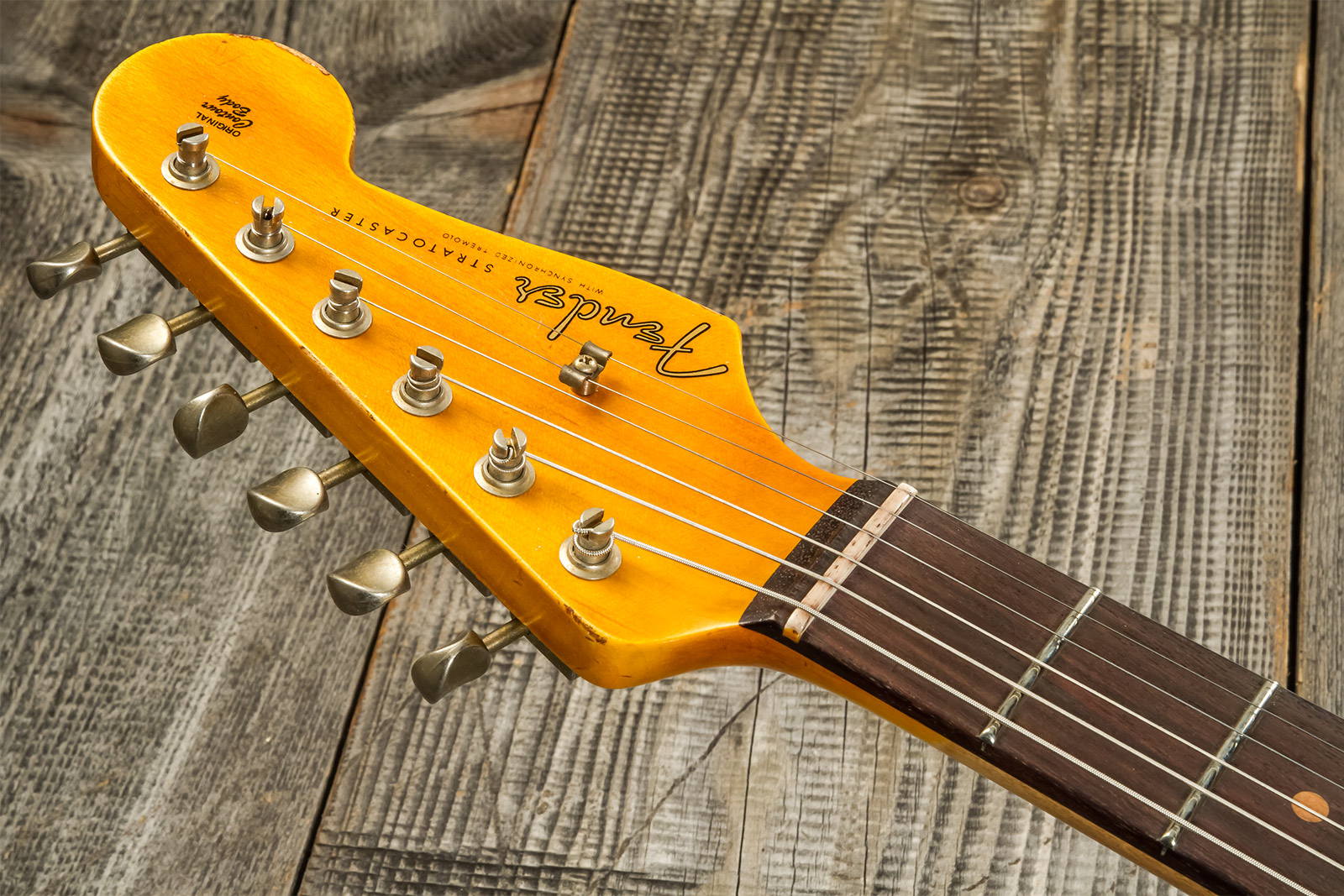 Fender Custom Shop Strat 1961 3s Trem Rw #cz573663 - Heavy Relic Aged 3-color Sunburst - E-Gitarre in Str-Form - Variation 8