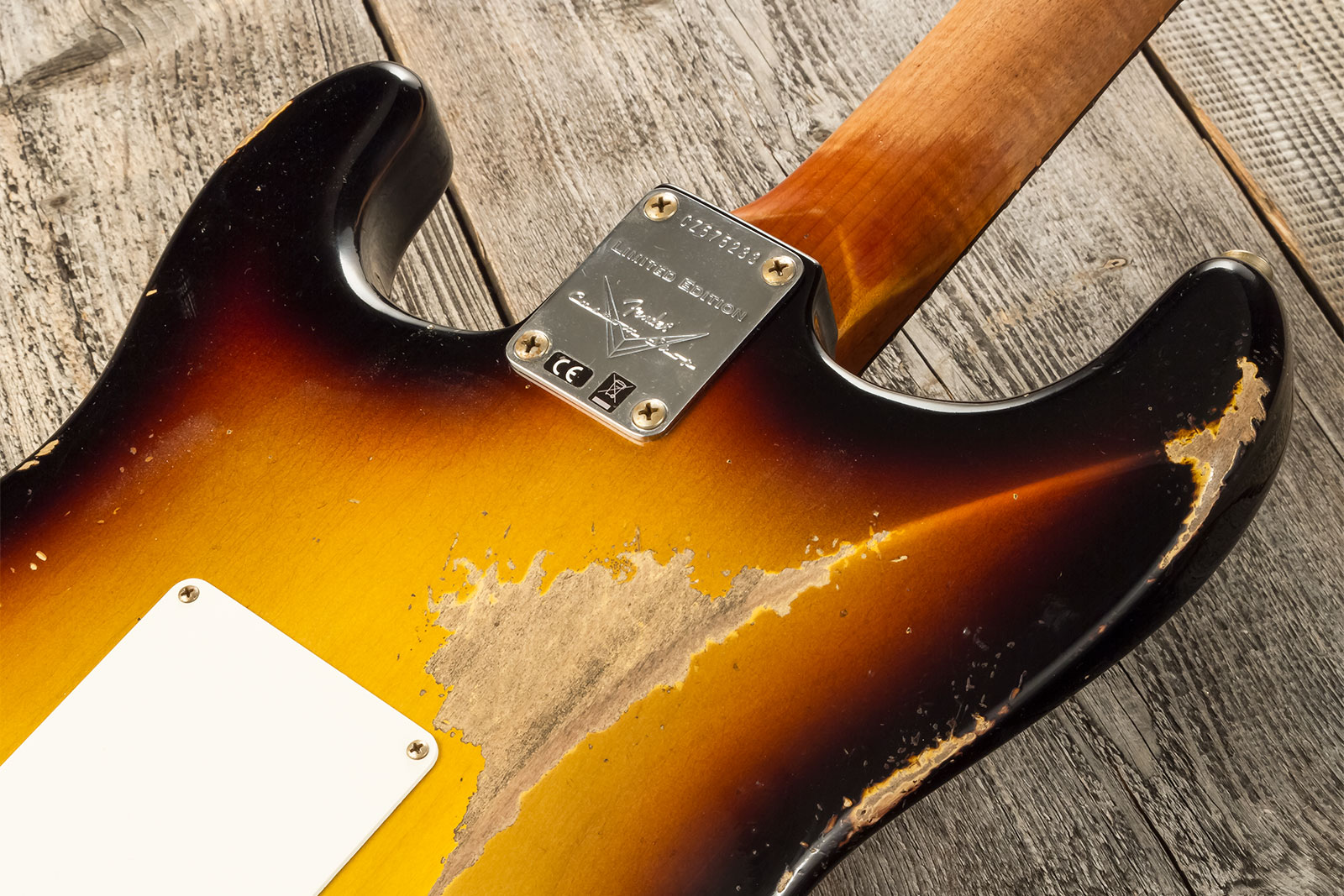 Fender Custom Shop Strat 1961 3s Trem Rw #cz575233 - Heavy Relic 3-color Sunburst - E-Gitarre in Str-Form - Variation 6