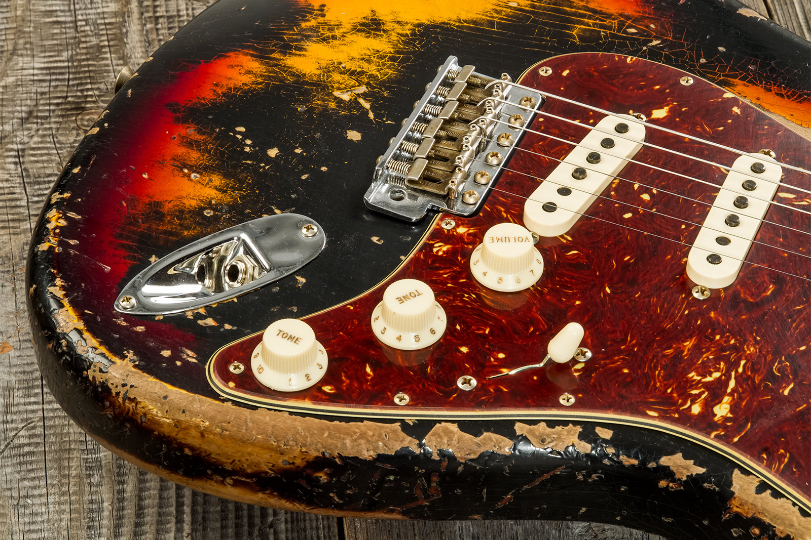 Fender Custom Shop Strat 1961 3s Trem Rw #cz576153 - Super Heavy Relic Black O. 3-color Sunburst - E-Gitarre in Str-Form - Variation 3