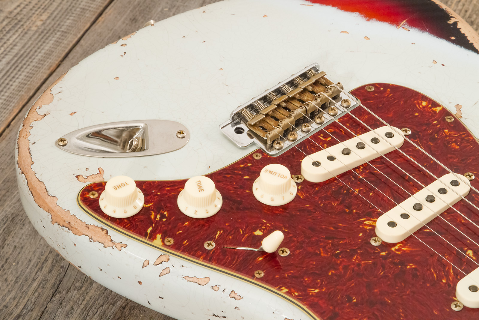 Fender Custom Shop Strat 1961 3s Trem Rw #cz580999 - Heavy Relic Sonic Blue O. 3-color Sunburst - E-Gitarre in Str-Form - Variation 4