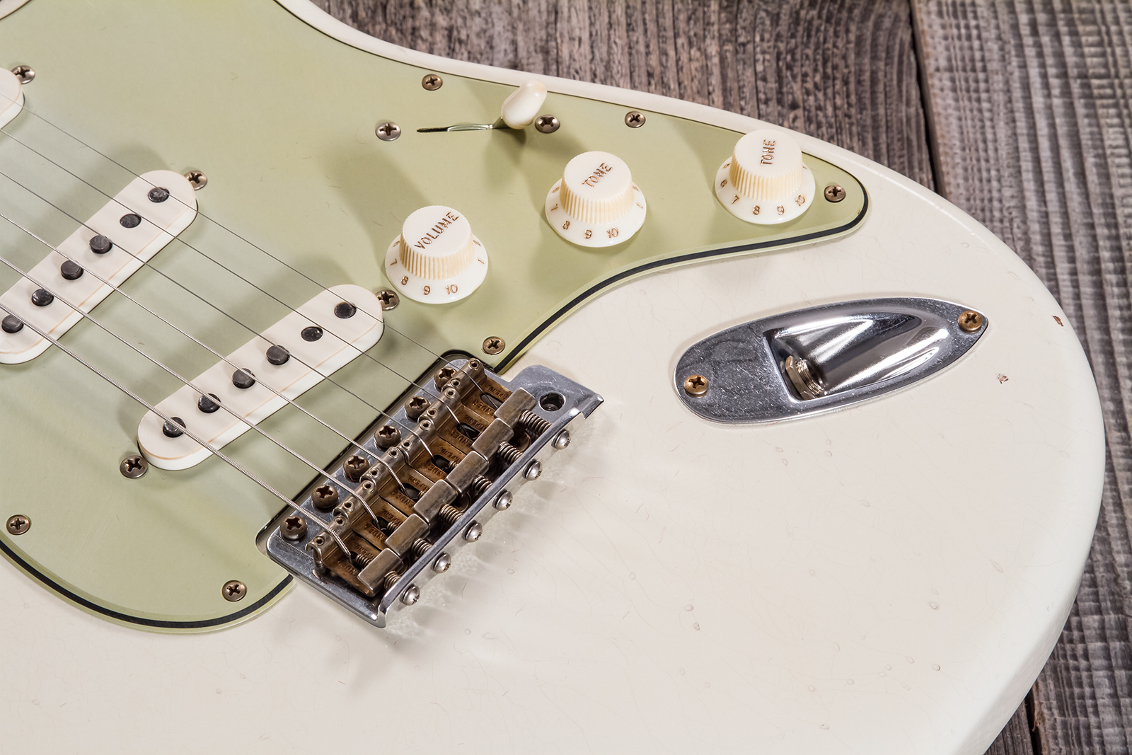 Fender Custom Shop Strat 1962/63 3s Trem Rw #cz565163 - Journeyman Relic Olympic White - E-Gitarre in Str-Form - Variation 4