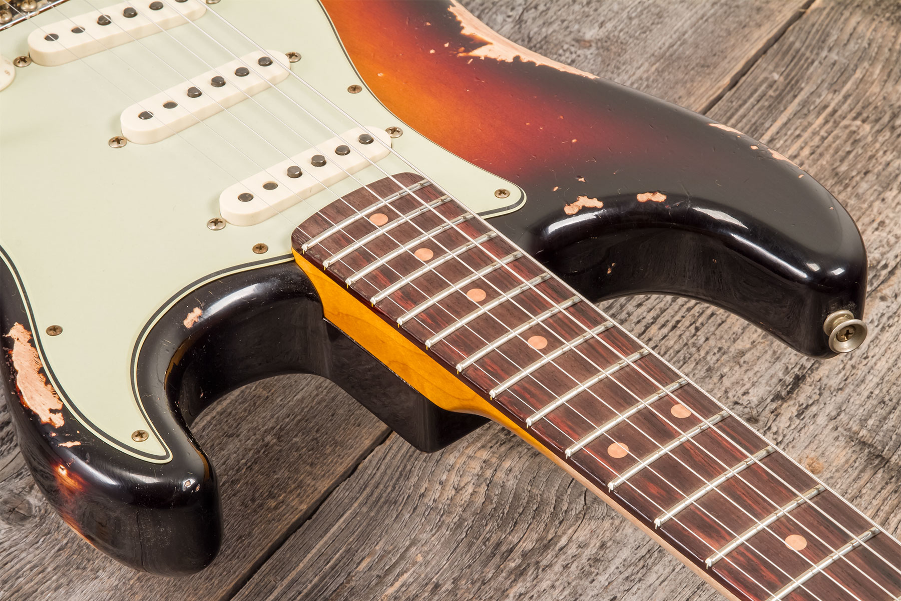 Fender Custom Shop Strat 1962 6s Trem Rw #cz580826 - Heavy Relic 3-color Sunburst - E-Gitarre in Str-Form - Variation 4
