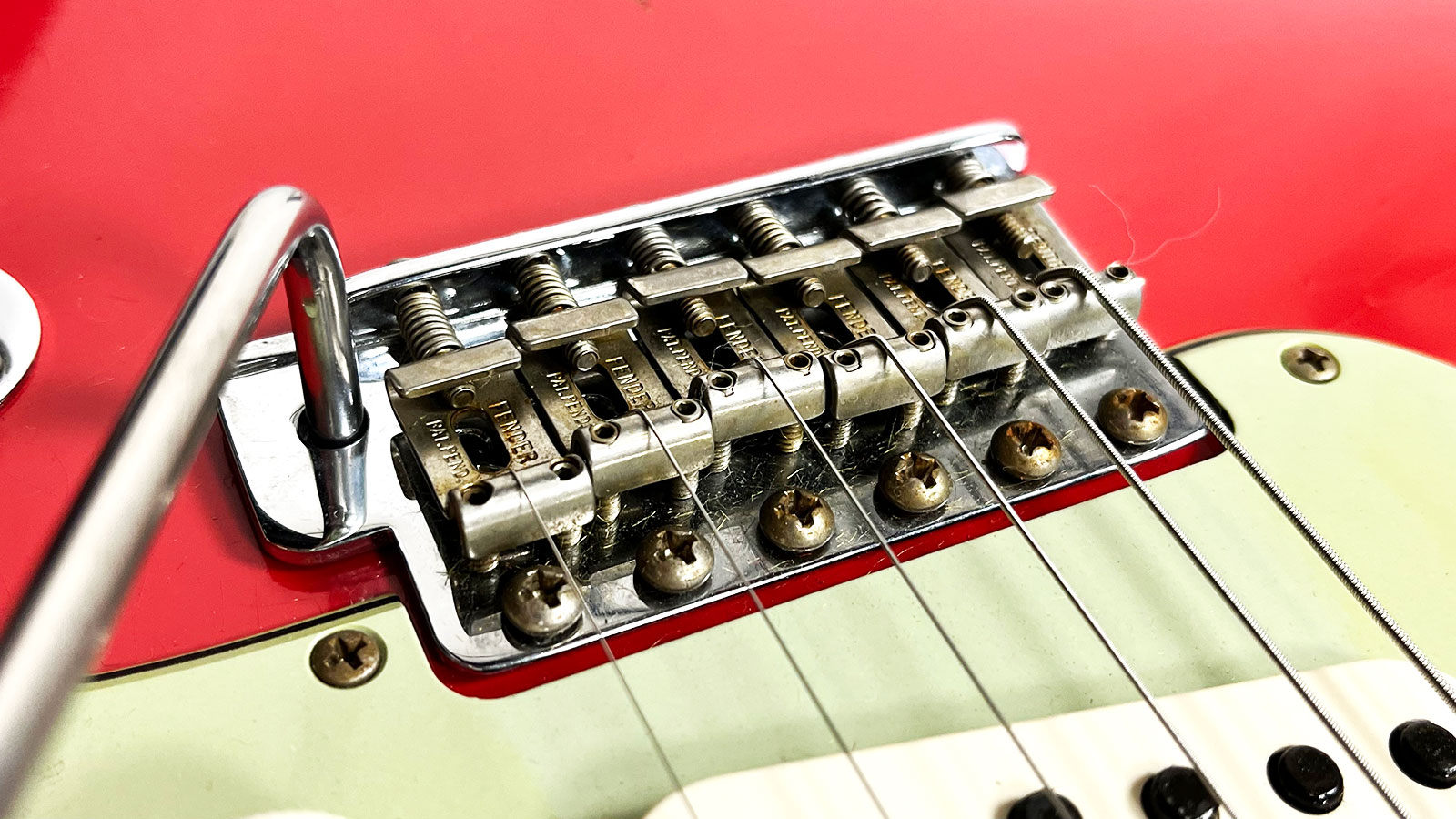 Fender Custom Shop Strat 1963 3s Trem Rw #r117571 - Relic Fiesta Red - E-Gitarre in Str-Form - Variation 2
