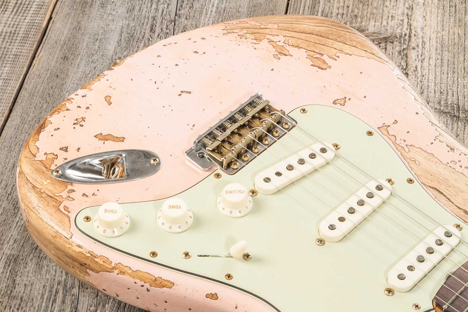 Fender Custom Shop Strat 1963 3s Trem Rw #r136150 - Super Heavy Relic Shell Pink - E-Gitarre in Str-Form - Variation 4