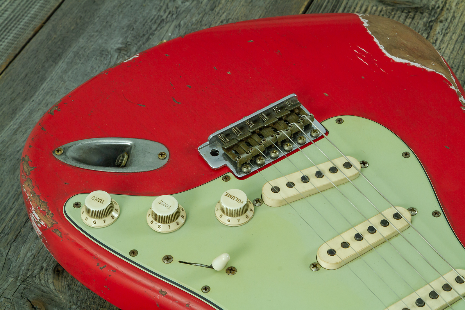 Fender Custom Shop Strat 1963 Mb A.macnutt 3s Trem Rw #r144111 - Relic Fiesta Red - E-Gitarre in Str-Form - Variation 5