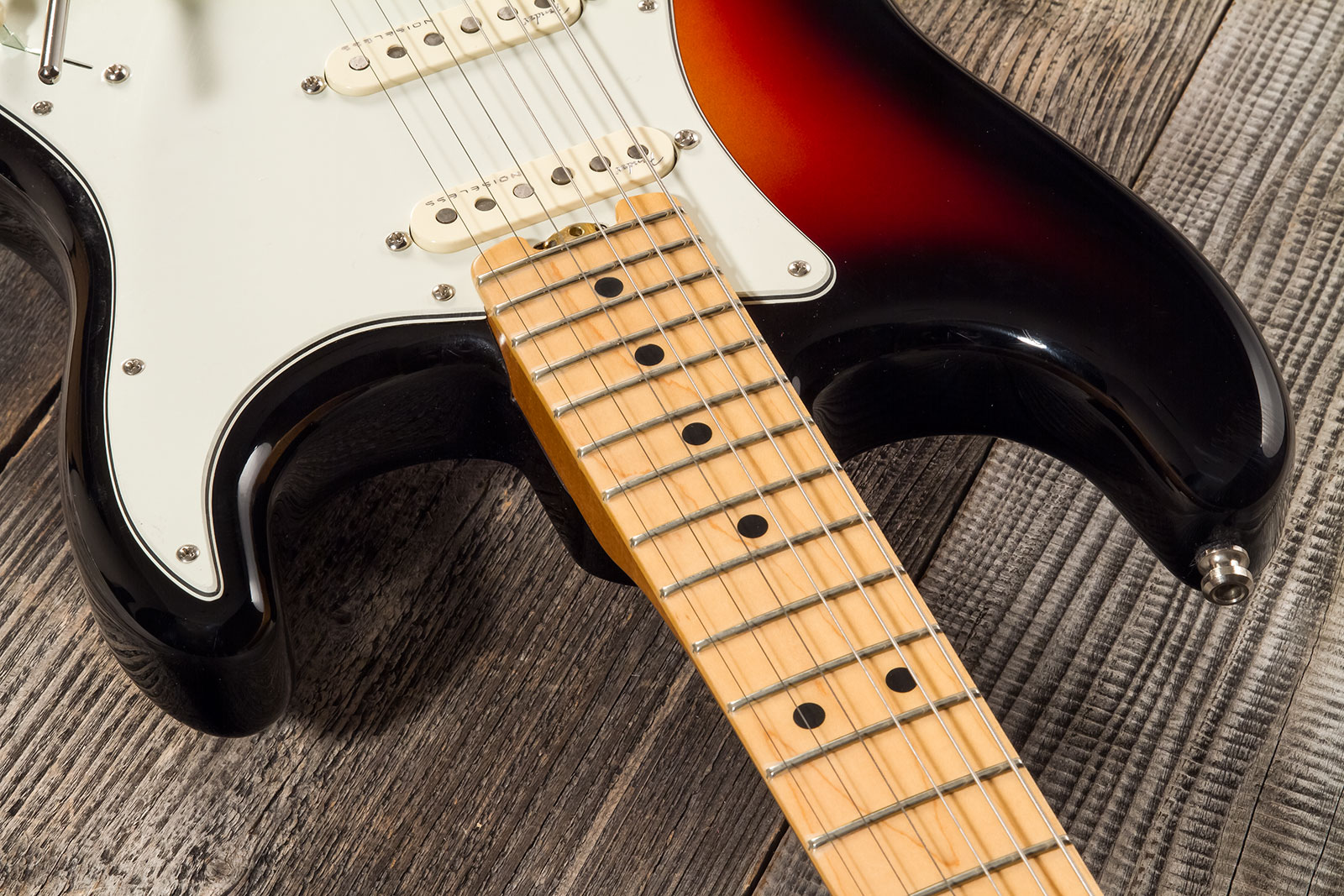 Fender Custom Shop Strat Elite 3s Trem Mn #xn15588 - Nos 3-color Sunburst - E-Gitarre in Str-Form - Variation 4