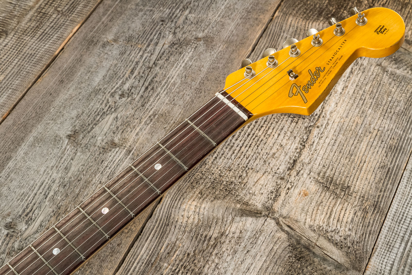 Fender Custom Shop Strat Late 1964 Trem 3s Rw #cz575557 - Relic Aged Fiesta Red - E-Gitarre in Str-Form - Variation 6