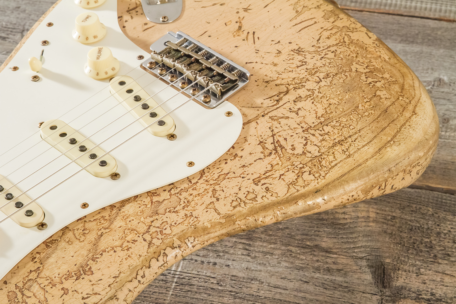 Fender Custom Shop Strat Red Hot 3s Trem #cz584115 - Super Heavy Relic White Blonde - E-Gitarre in Str-Form - Variation 3
