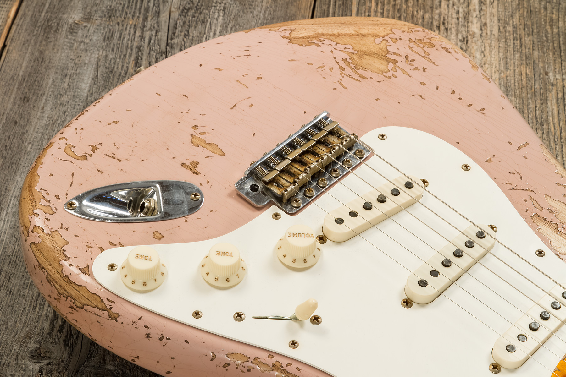 Fender Custom Shop Strat Red Hot 3s Trem Mn #cz579150 - Super Heavy Relic Dirty Shell Pink - E-Gitarre in Str-Form - Variation 3