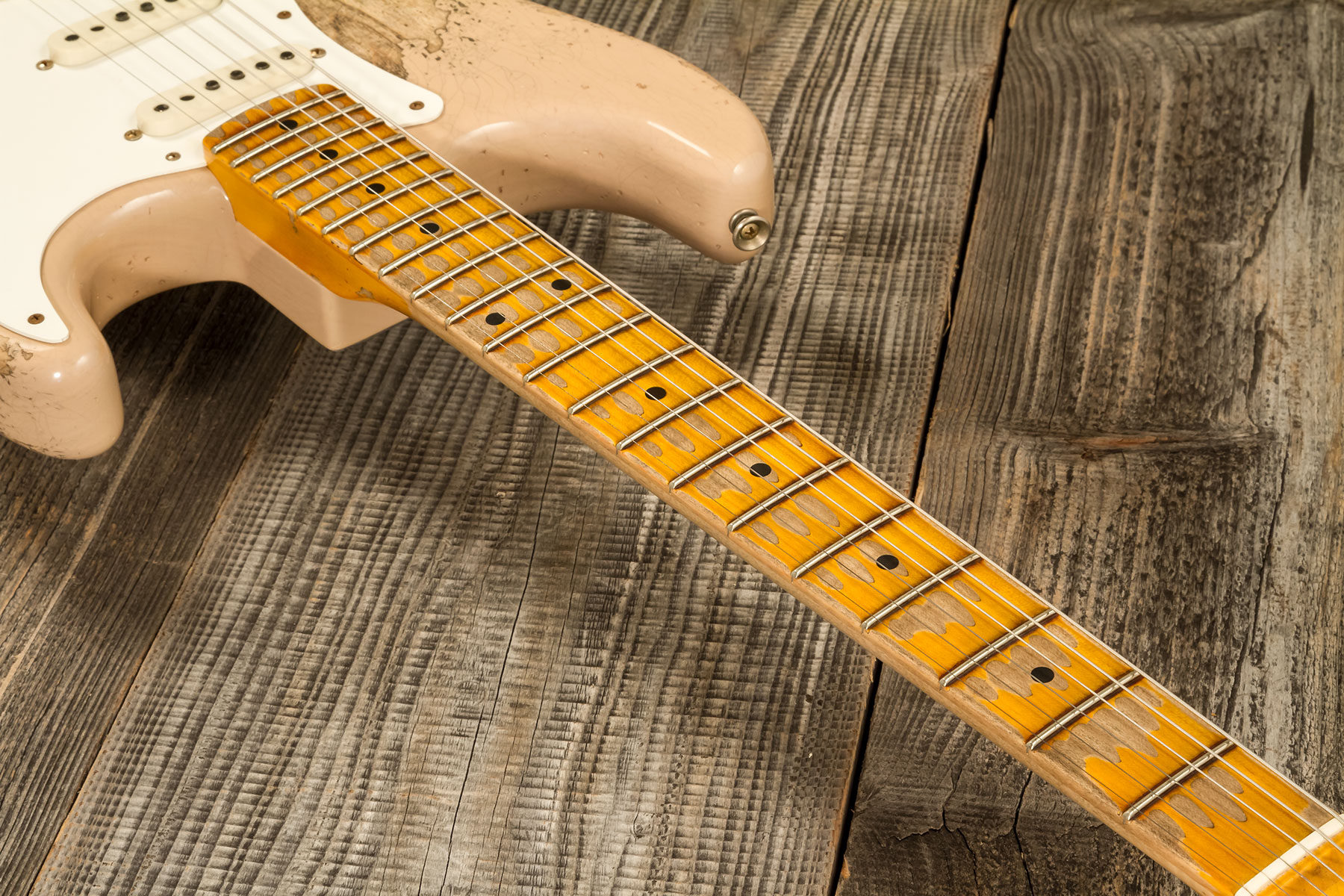 Fender Custom Shop Strat Red Hot 3s Trem Mn #cz579453 - Super Heavy Relic White Blonde - E-Gitarre in Str-Form - Variation 4