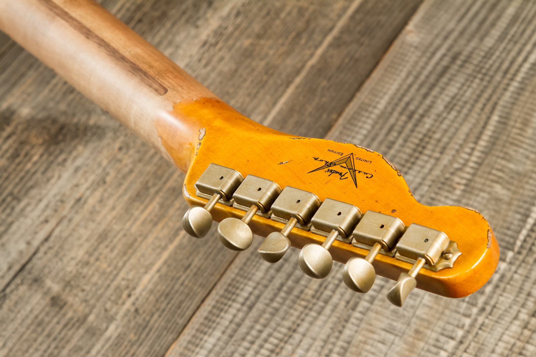 Fender Custom Shop Tele 1951 Sh Mn #r13524 - Super Heavy Relic Natural - E-Gitarre in Teleform - Variation 11