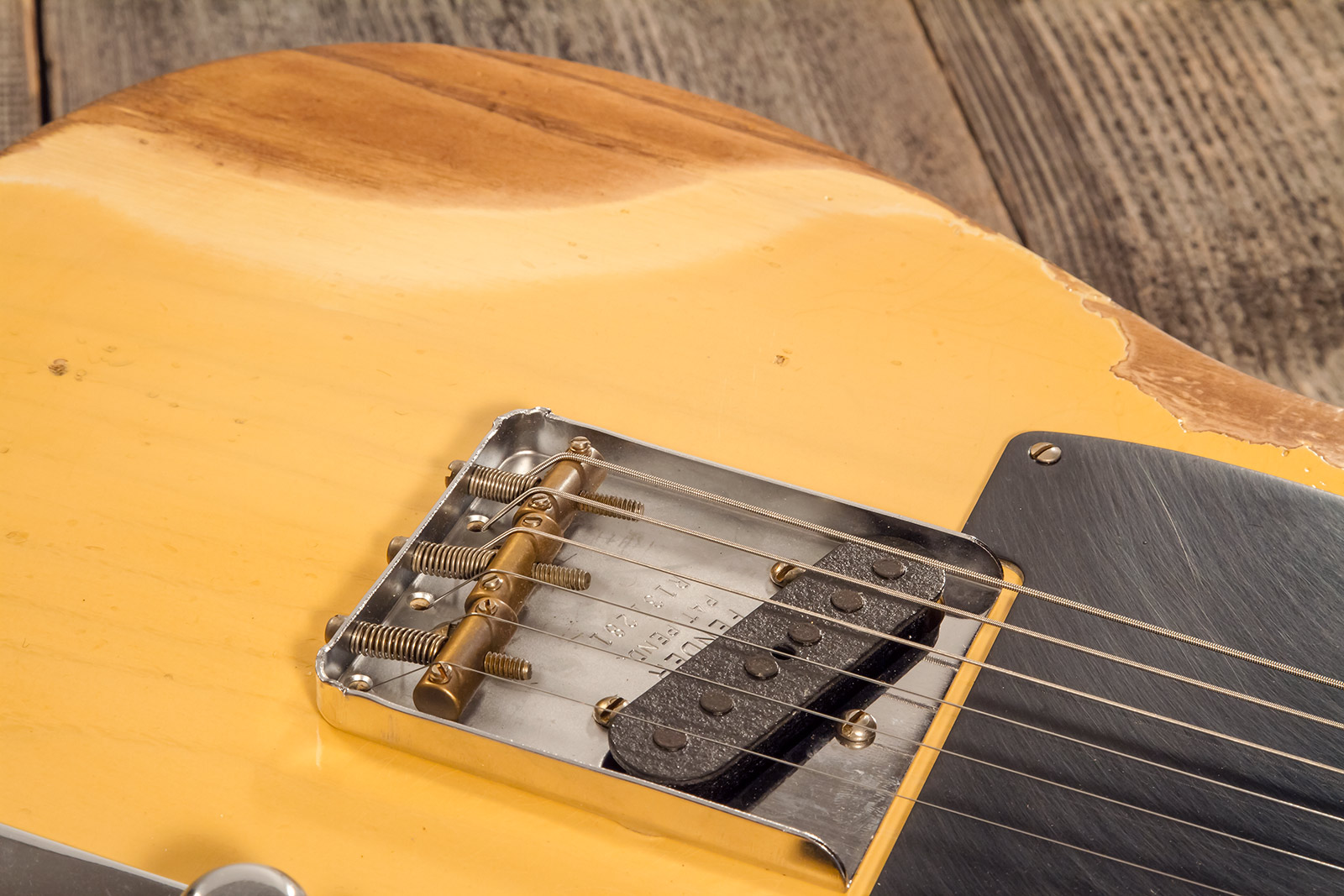 Fender Custom Shop Tele 1952 2s Ht Mn #r131281 - Heavy Relic Aged Nocaster Blonde - E-Gitarre in Teleform - Variation 4