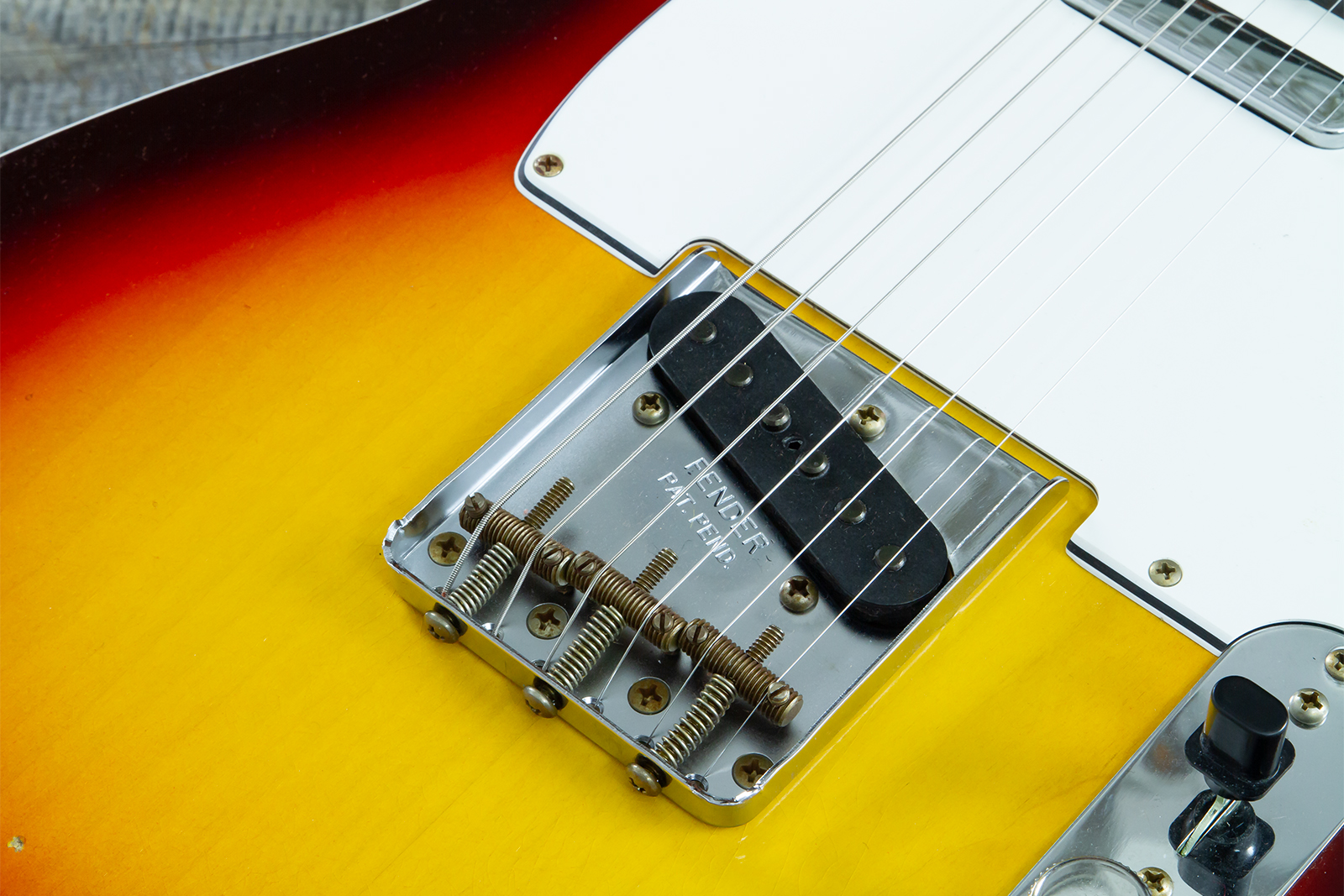 Fender Custom Shop Tele 1960 Vintage Custom 2s Ht Rw #r147862 - Journeyman Relic 3-color Sunburst - E-Gitarre in Teleform - Variation 5