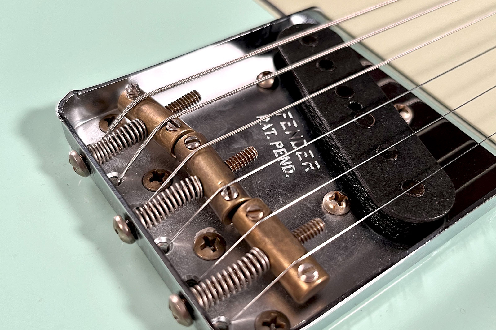 Fender Custom Shop Tele 1961 2s Ht Rw #cz576010 - Relic Aged Surf Green - E-Gitarre in Teleform - Variation 7