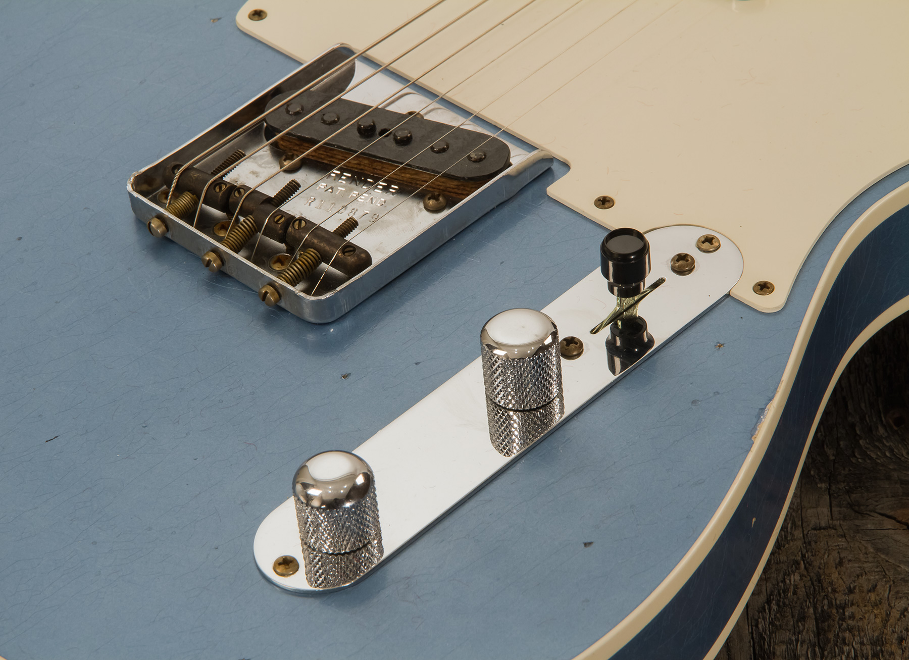 Fender Custom Shop Tele Custom Tomatillo 2s Ht Mn #r110879 - Relic Lake Placid Blue - E-Gitarre in Teleform - Variation 5