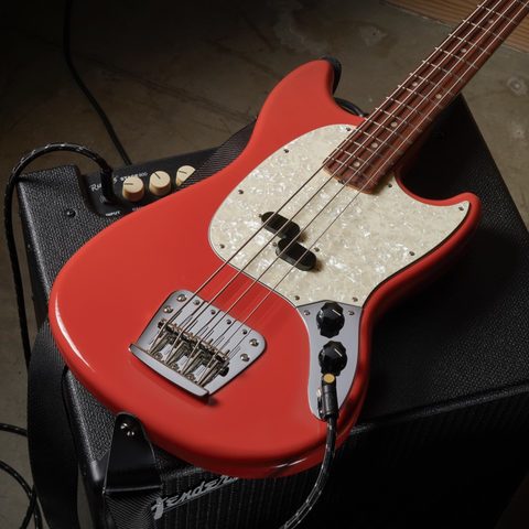 Fender Mustang Bass 60s Vintera Vintage Mex Pf - Fiesta Red - E-Bass für Kinder - Variation 5