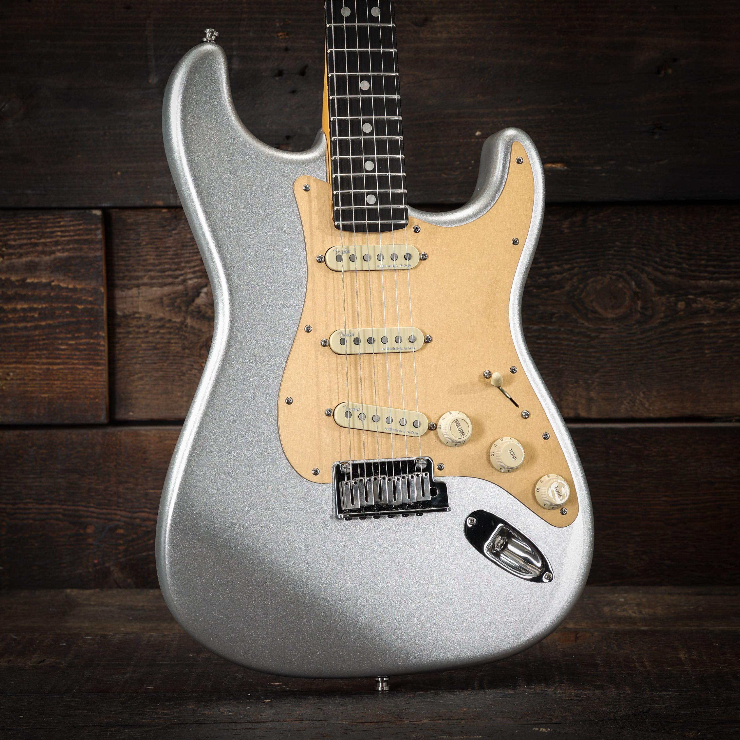 Fender Strat American Ultra Ltd Usa 3s Trem Eb - Quicksilver - E-Gitarre in Str-Form - Variation 4