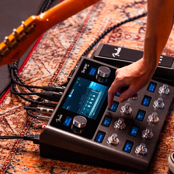 Fender Tone Master Pro Guitar Processor - Gitarrenverstärker-Modellierungssimulation - Variation 6