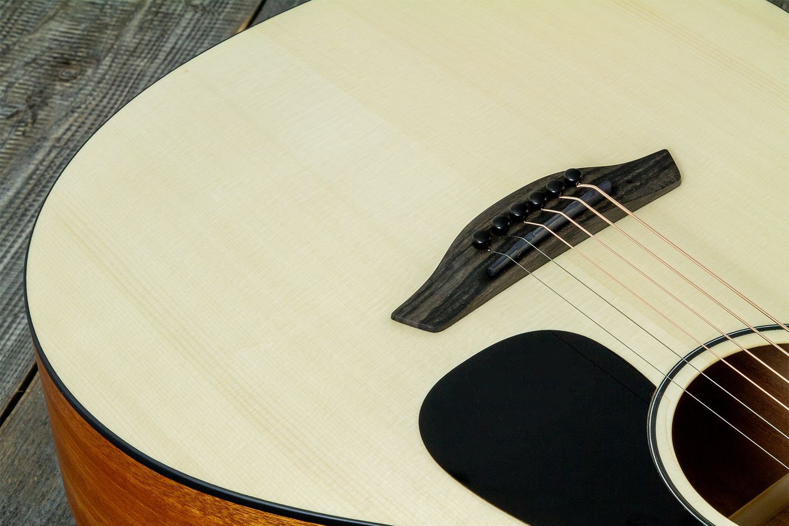 Furch Violet Gc-em Lrb1 Grand Auditorium Cw Cedre Noyer Eb - Natural Open-pore - Folk-Gitarre - Variation 3