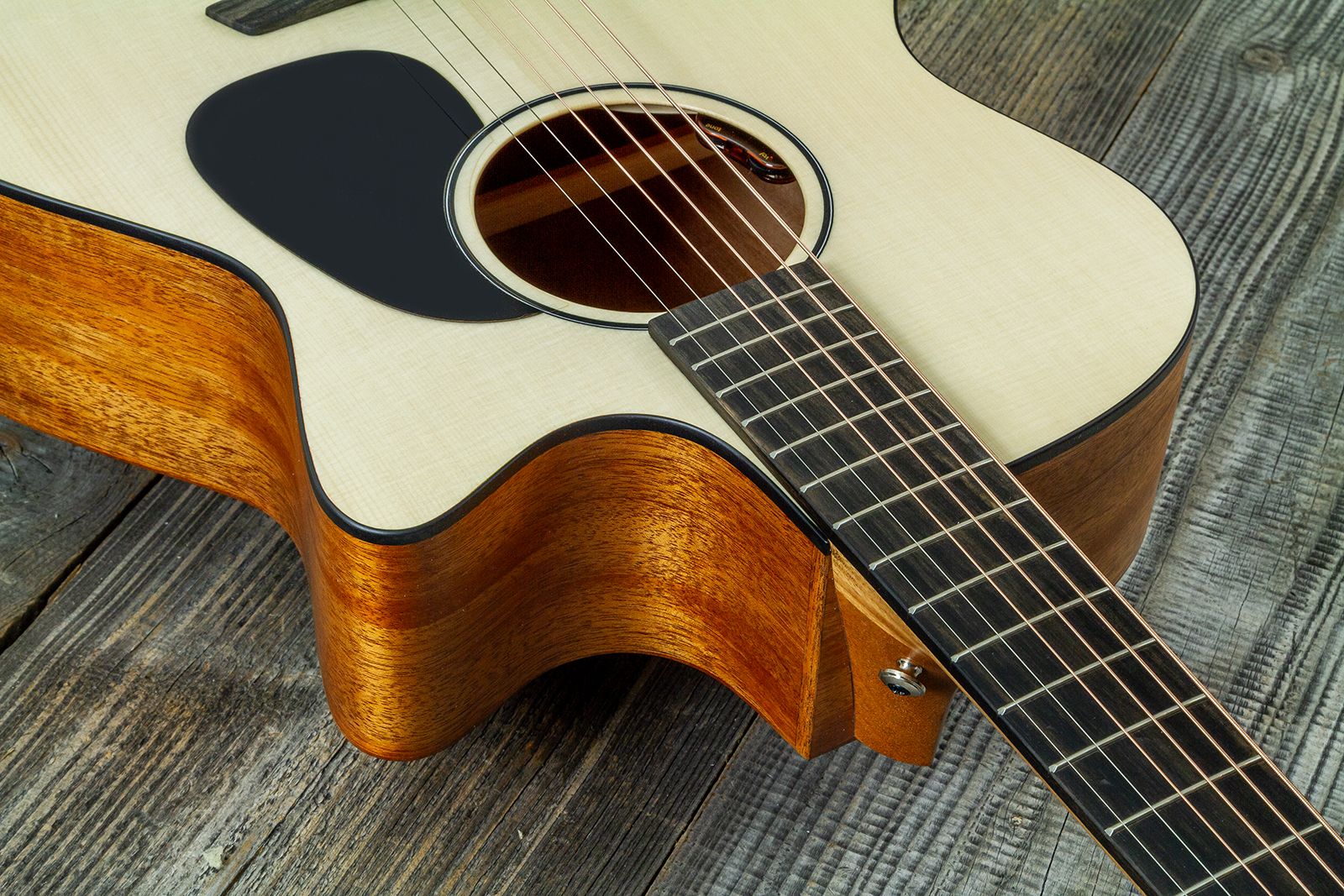 Furch Violet Gc-em Lrb1 Grand Auditorium Cw Cedre Noyer Eb - Natural Open-pore - Folk-Gitarre - Variation 4