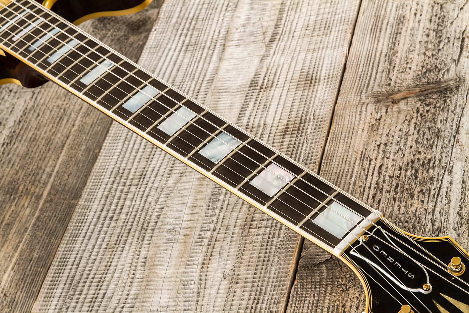Gibson Custom Shop Bb King Es355 1974 Rumble In The Jungle 2h Trem Eb #bbes33505 - Murphy Lab Light Aged Walnut - Semi-Hollow E-Gitarre - Variation 14
