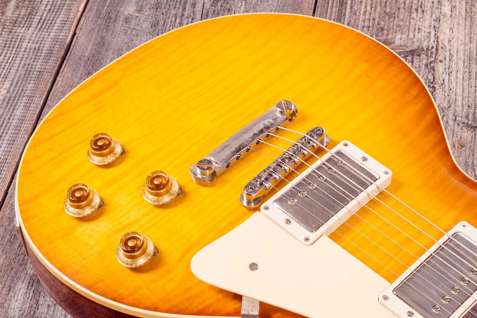 Gibson Custom Shop M2m Les Paul Standard 1959 Reissue 2h Ht Rw #94680 - Murphy Lab Ultra Light Aged  Honey Lemon Fade - Single-Cut-E-Gitarre - Variati