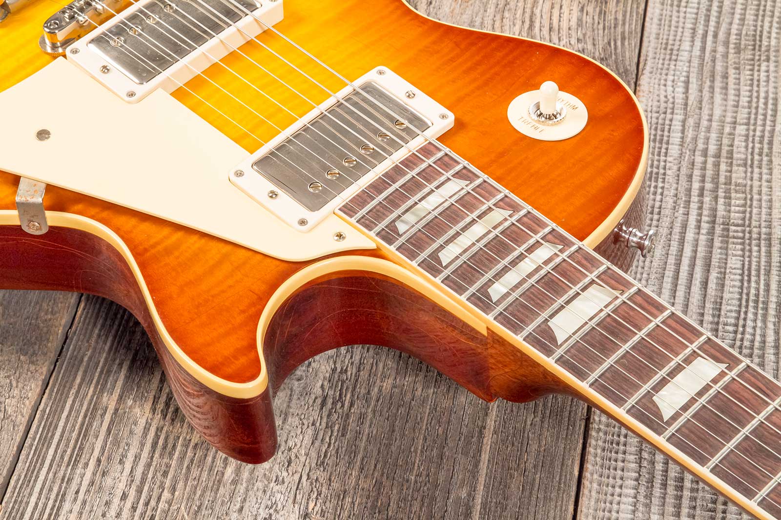 Gibson Custom Shop M2m Les Paul Standard 1959 Reissue 2h Ht Rw #94680 - Murphy Lab Ultra Light Aged  Honey Lemon Fade - Single-Cut-E-Gitarre - Variati