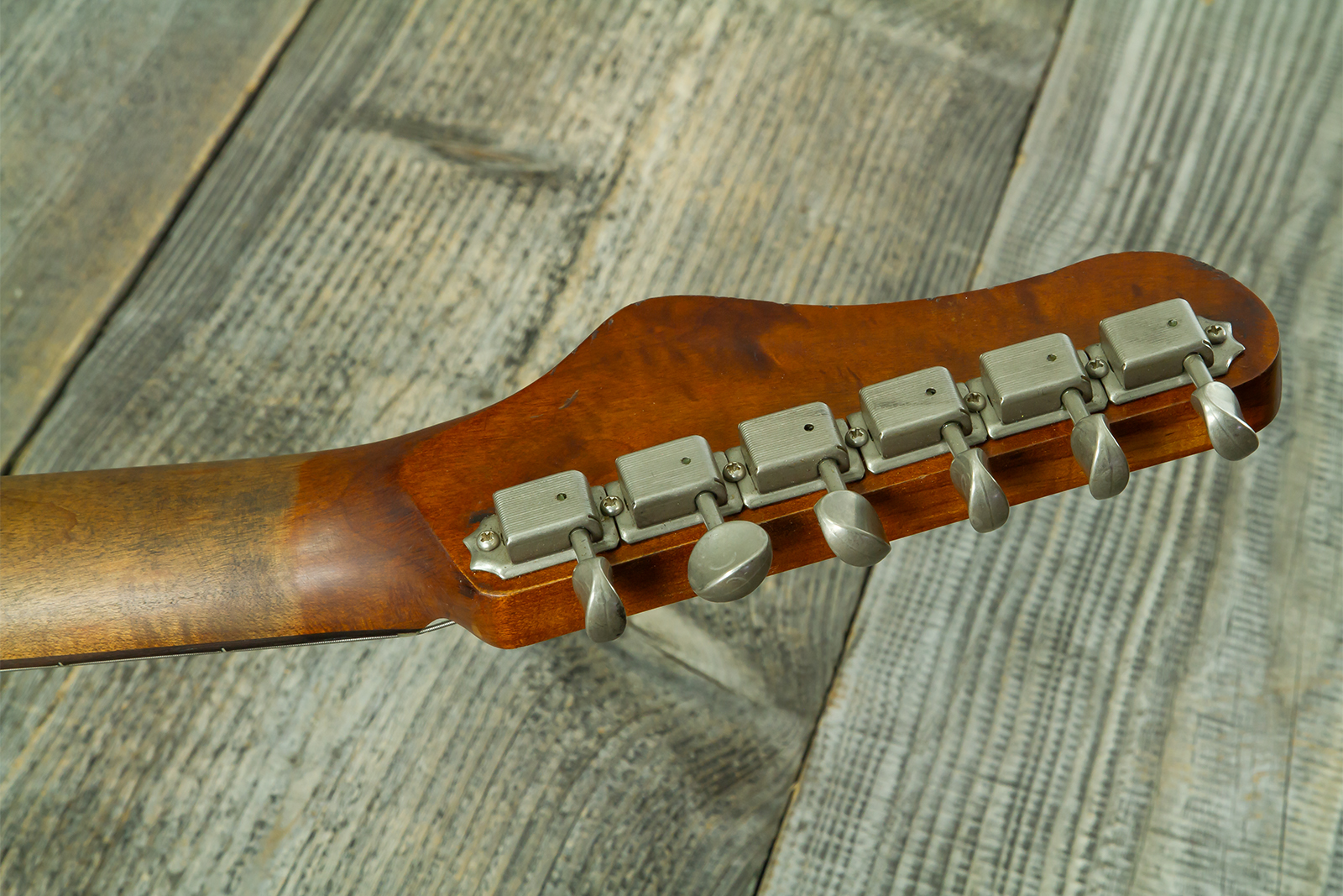 Haar Guitars Trad Jg 2s Amber Trem Rw #43594 - Aged Sherwood Green Metallic - Retro-Rock-E-Gitarre - Variation 16