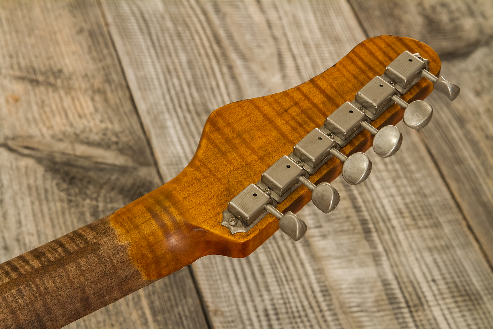 Haar Guitars Trad S 3s Lindy Fralin Trem Mn #42272 - Aged 2-tone Tobacco - E-Gitarre in Str-Form - Variation 12