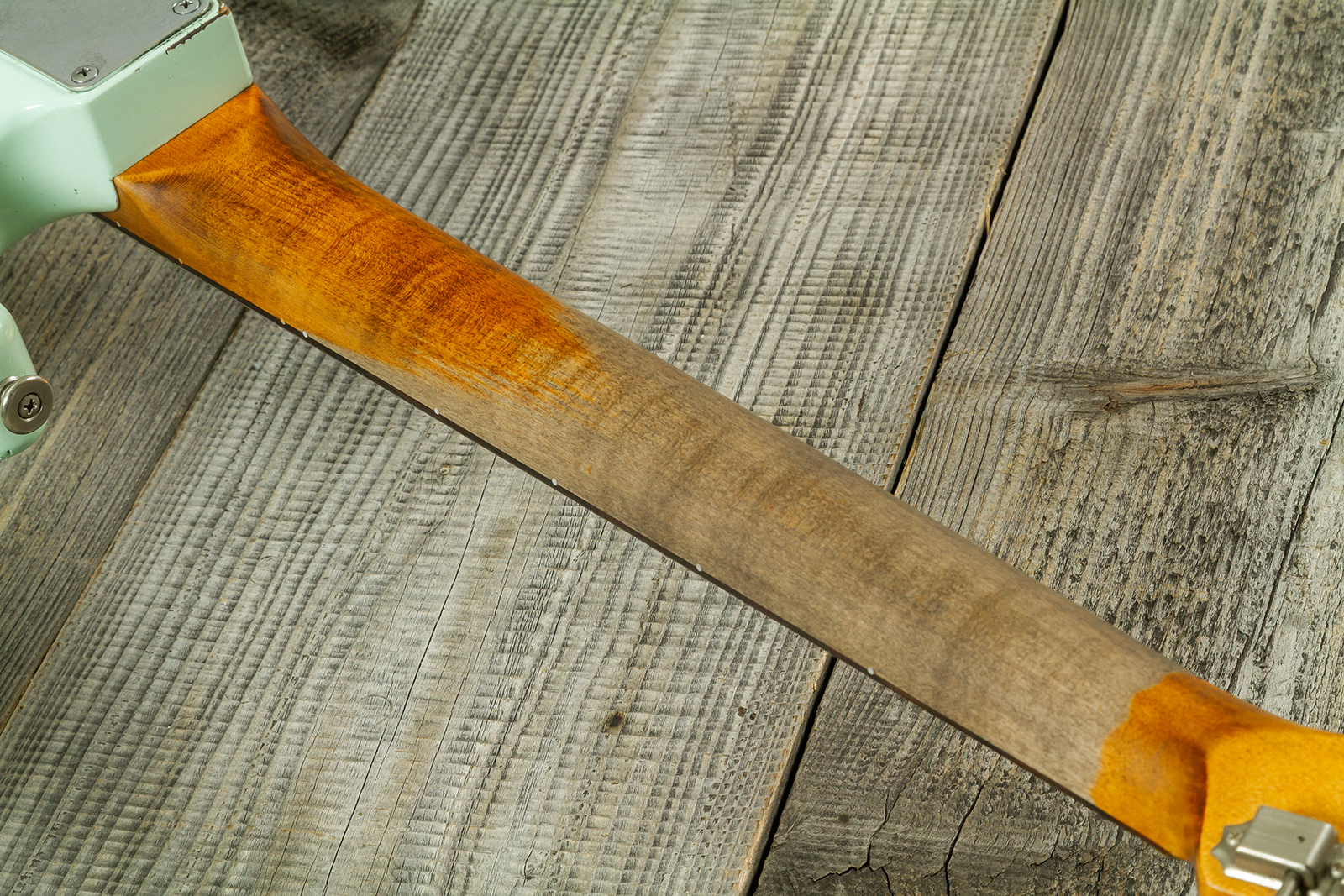 Haar Guitars Trad S 3s Lindy Fralin Trem Rw #43487 - Aged Surf Green - E-Gitarre in Str-Form - Variation 9