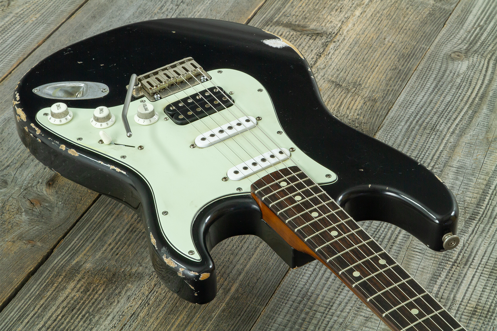 Haar Guitars Trad S Hss Amber Trem Rw #43517 - Aged Black - E-Gitarre in Str-Form - Variation 2