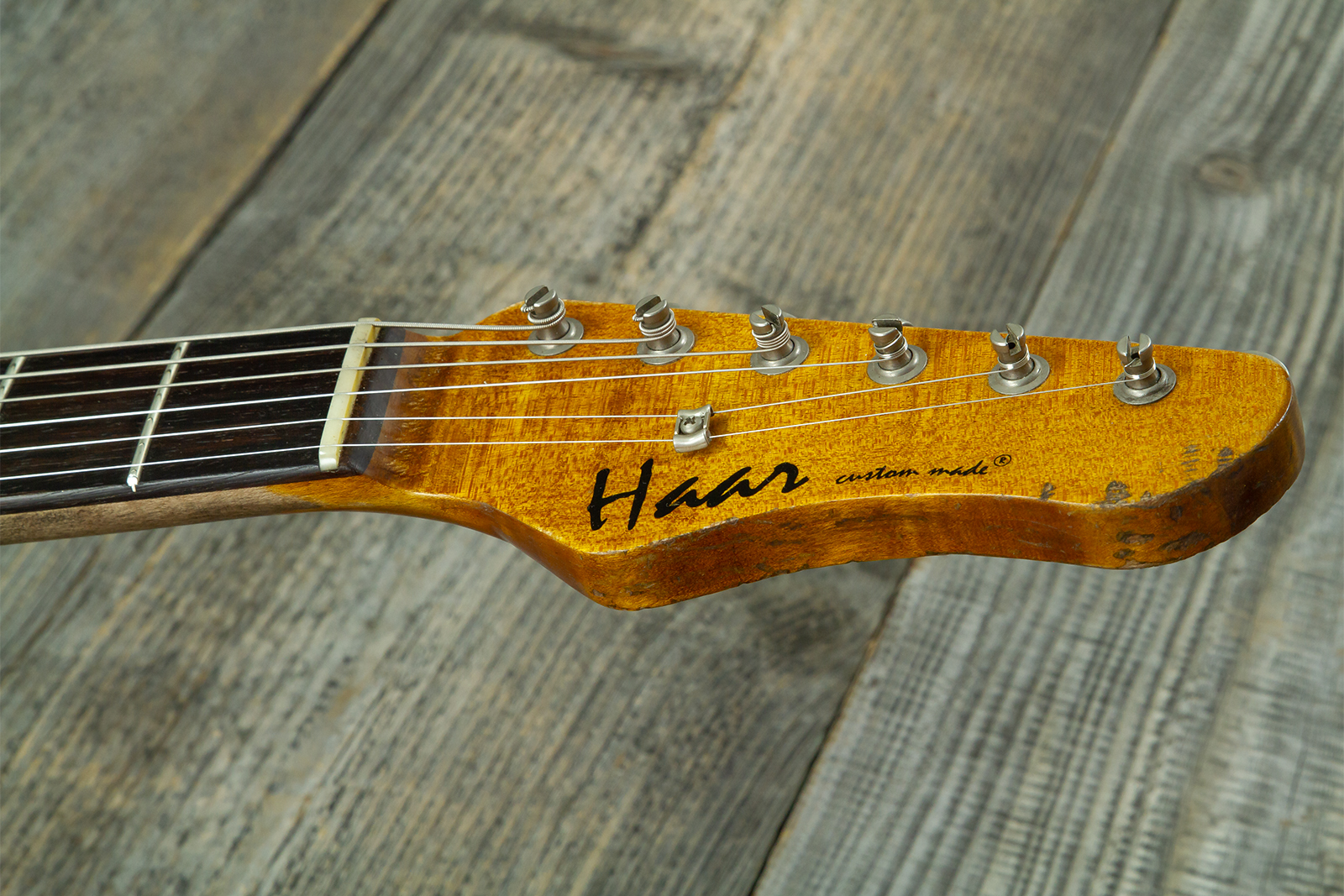 Haar Guitars Trad S Hss Lindy Fralin Trem Rw #43516 - Aged Candy Apple Red - E-Gitarre in Str-Form - Variation 7