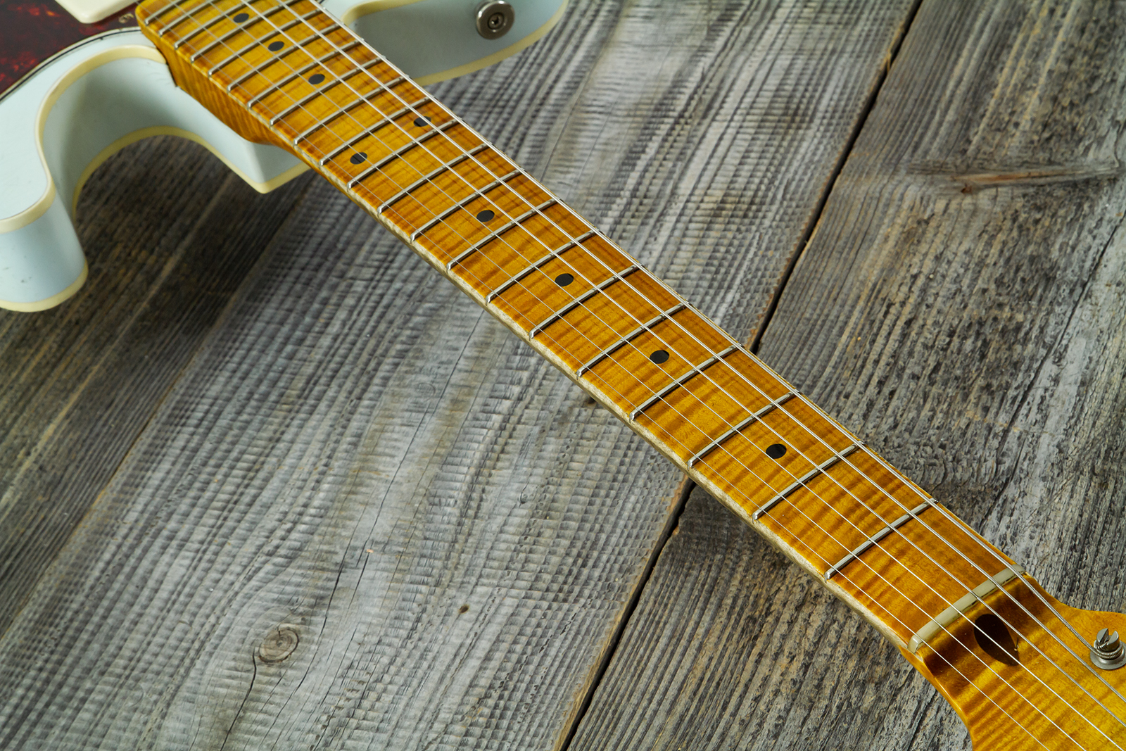 Haar Guitars Trad T  2s Lindy Fralin P90 #43675 - Aged Faded Sonic Blue - E-Gitarre in Teleform - Variation 7