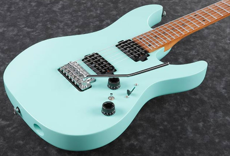 Ibanez Az242 Sfm Premium Hh Trem Mn +housse - Sea Foam Green Matte - E-Gitarre in Str-Form - Variation 2