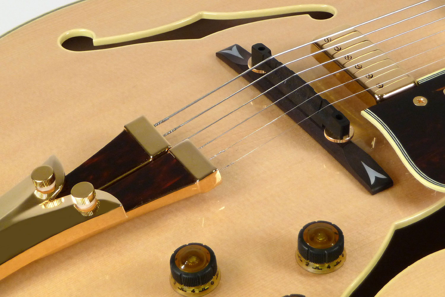 Ibanez George Benson Gb10 Nt Prestige Jap Signature 2mh Ht Eb - Natural - Hollowbody E-Gitarre - Variation 3