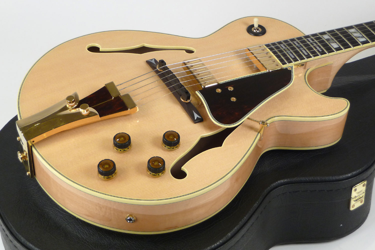 Ibanez George Benson Gb10 Nt Prestige Jap Signature 2mh Ht Eb - Natural - Hollowbody E-Gitarre - Variation 6
